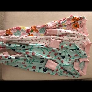 3 Burt’s bees pajamas - never worn (0-3)